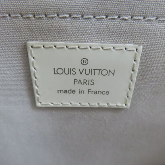 LOUIS VUITTON Bowling Montaigne GM in White Epi Leather